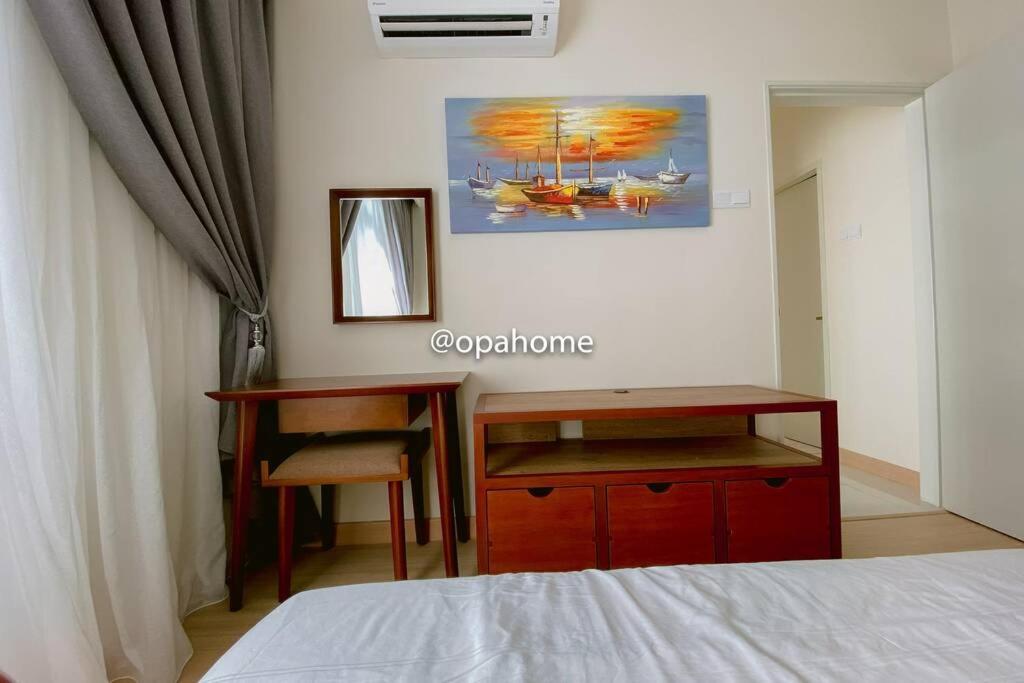 Opahome@ Timurbay Seafront Residence 2Br Family Suite Seaview And Poolview Kuantan Exterior foto