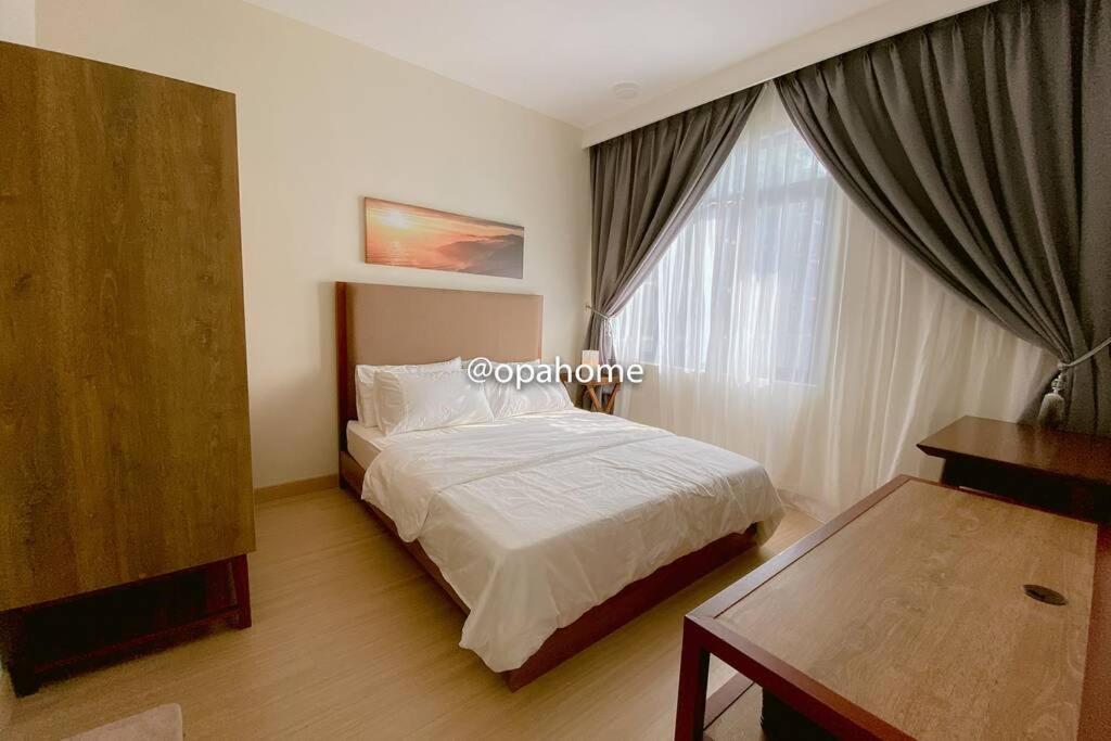 Opahome@ Timurbay Seafront Residence 2Br Family Suite Seaview And Poolview Kuantan Exterior foto