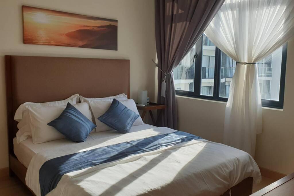 Opahome@ Timurbay Seafront Residence 2Br Family Suite Seaview And Poolview Kuantan Exterior foto